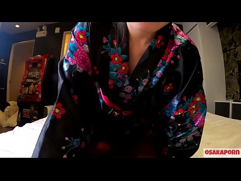 ❤️ O le teine ​​talavou cosplay e fiafia i feusua'iga e fa'atama'ita'i ma se squirt i se fafine ti'eti'e solofanua ma se blowjob. Teine Asia ma pusi fulufulua ma susu aulelei i toniga Iapani masani i ata vitiō faʻaalia le masturbation ma meataalo fuck. Sakura 3 OSAKAORN. ️❌ Pono ﹏